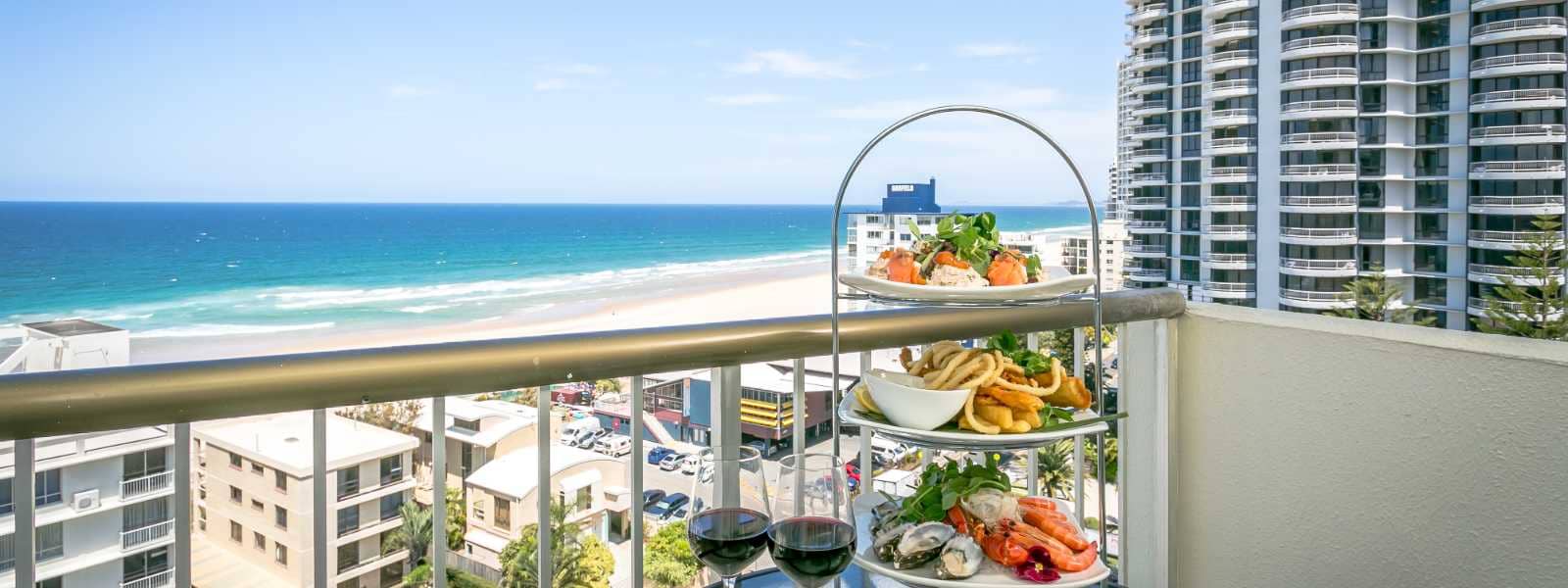 Surfers Beachside Private Balcony